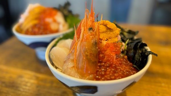 【Seafood Donburi】Odawara 『Gotetsu』 @BuzzTravelers